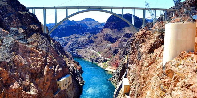 Las Vegas Grand Canyon West Rim Tour - Image 2