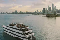 Chicago Lake Michigan Dinner Cruise thumbnail 2