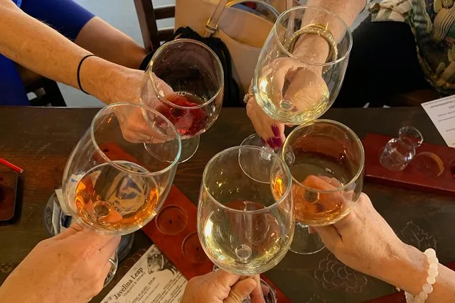 AZ Wine Crawler Tour - Image 4
