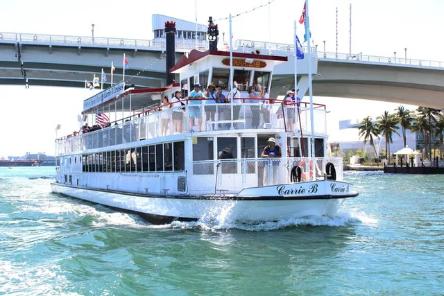 Fort Lauderdale Sightseeing Cruise - Image 5