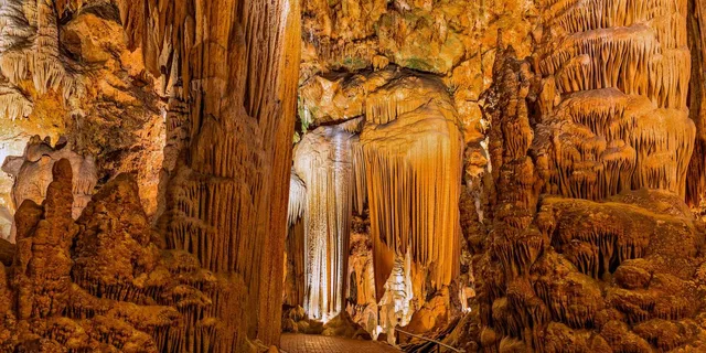 Washington DC Luray Caverns Day Trip - Image 1
