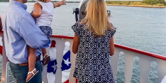Savannah Riverboat Sunset Cruise - Image 6