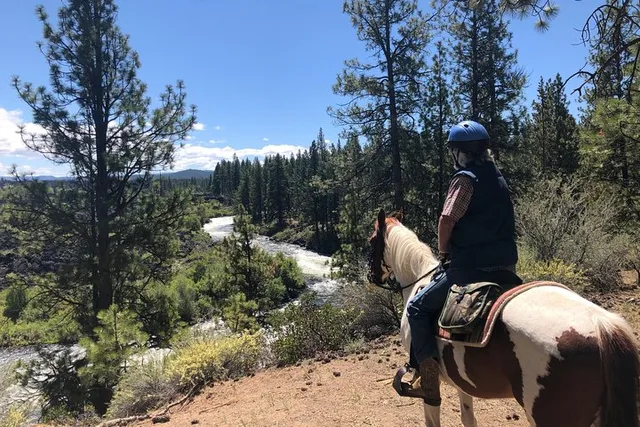 Deschutes River Horse Ride - Image 1