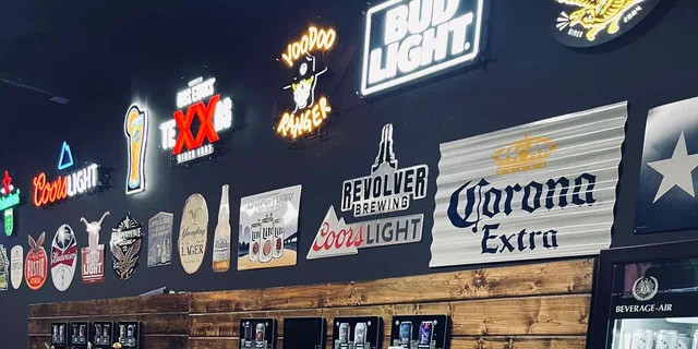 Austin Axe Throwing Experience - Image 2
