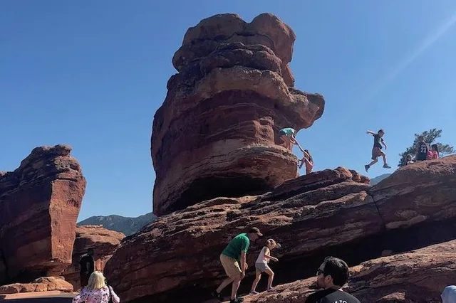 Colorado Springs Tour: Garden of the Gods and Pikes Peak - Image 2