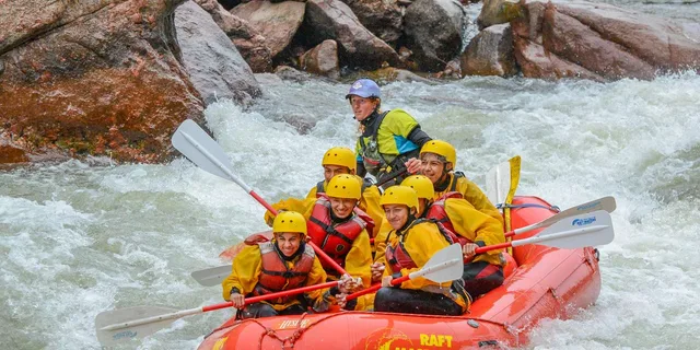 Cañon City Royal Gorge Rafting Adventure 4 hr - Image 5