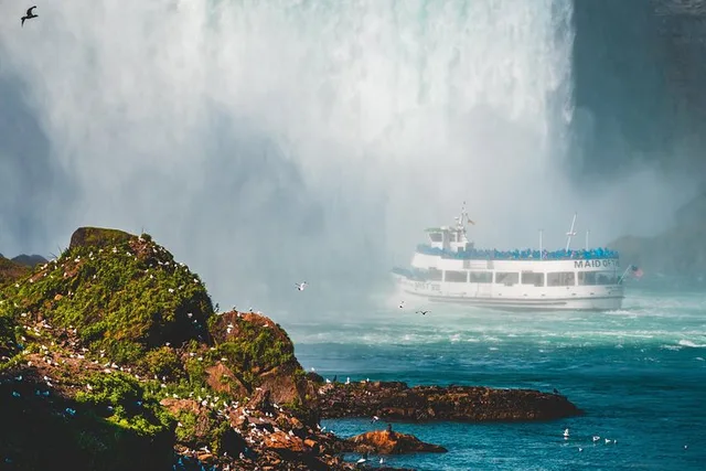 New York Niagara Falls Day Tour - Image 4