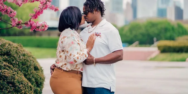 Cleveland Vacation Photoshoot - Image 1