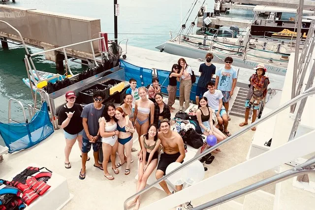 Honolulu Catamaran Charter with E Sea Diver 3 hr - Image 4