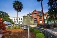 Savannah Old Town Hop-On Hop-Off Trolley Tour thumbnail 2
