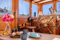 Sausalito Yacht Wine and Dine Experience thumbnail 2