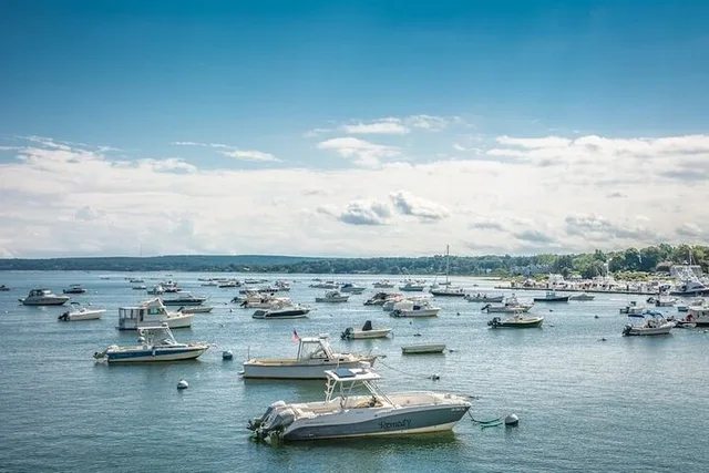 Plymouth Kayak Rental on the Historic Waterfront - Image 2