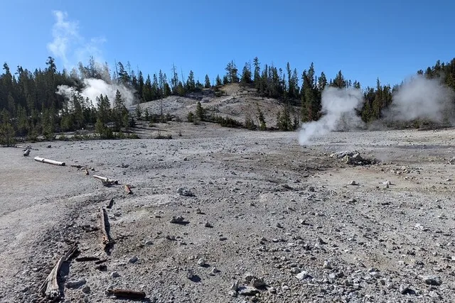 Yellowstone Hiking Adventure Full Day - Image 6