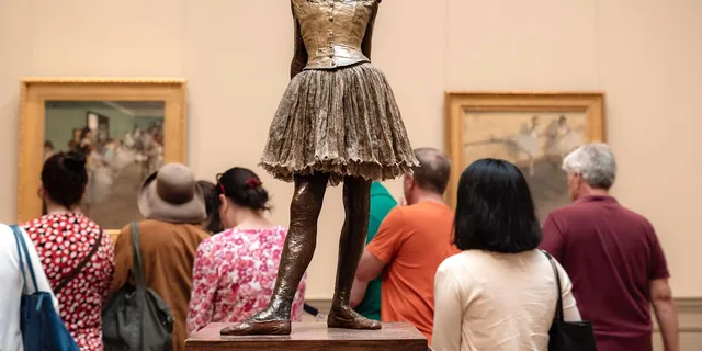 New York City Metropolitan Museum of Art Tour - Image 3