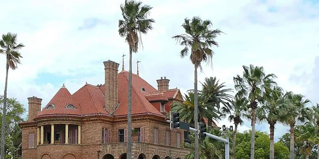 Galveston Ghost Walking Tour - Image 5