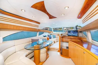Miami Private Yacht Charter on a 50 ft Yacht 2 hr