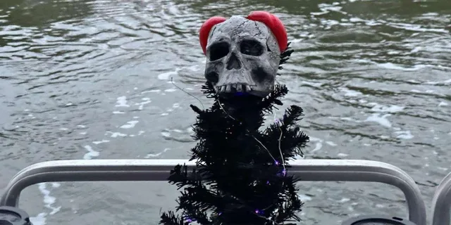 Pearlington Creepy Christmas Cruise with Santa - Image 2