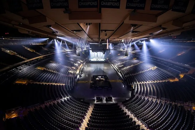 New York Madison Square Garden Tour - Image 2