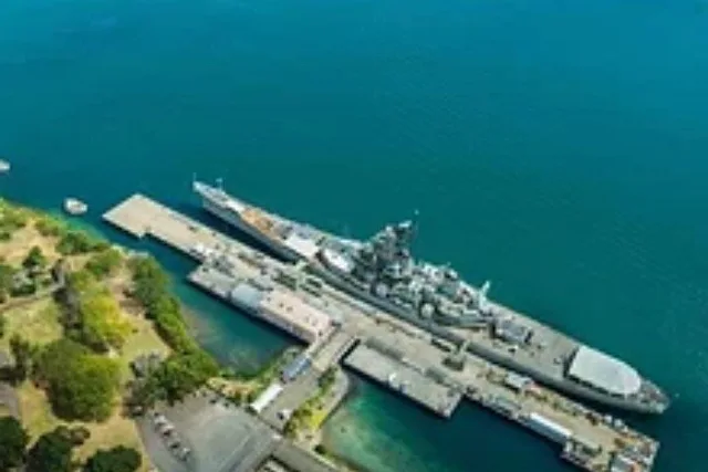 Honolulu Pearl Harbor Tour from Airport 9 hr - Image 6
