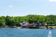 Chicago Lake Geneva and Anderson Japanese Gardens Tour thumbnail 2