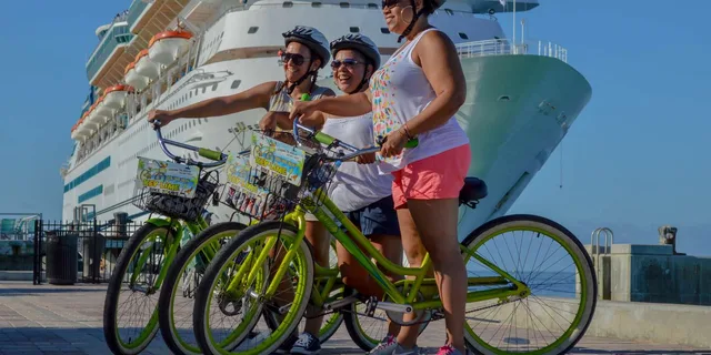 Key West Bicycle Tour with Key Lime Pie - Image 4