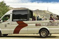 Los Angeles Celebrity Homes and Hop-on Hop-off Tour thumbnail 3