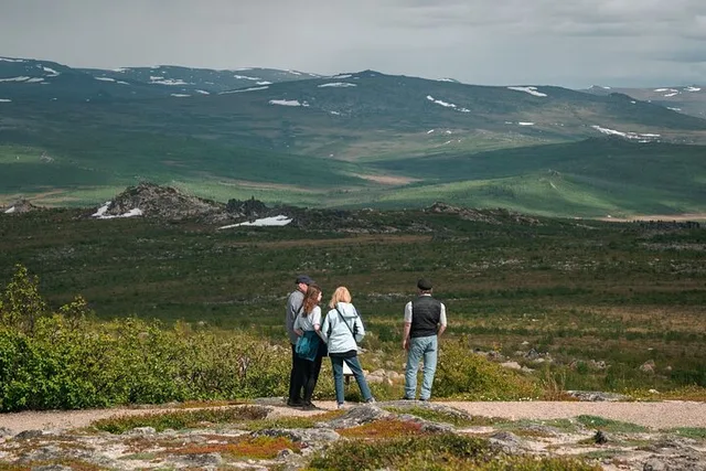 Arctic Circle Experience with Lunch - Image 1