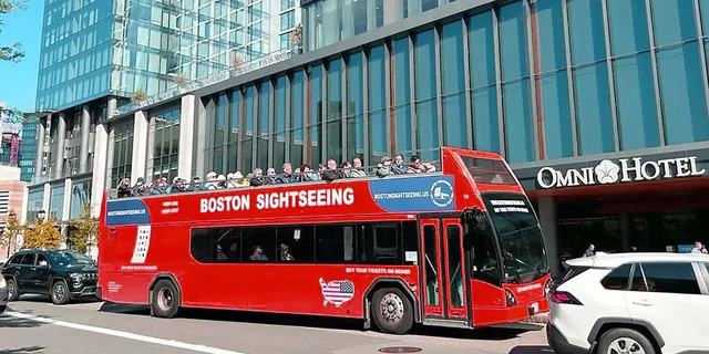 Boston Hop-On Hop-Off Bus Tour - Image 4