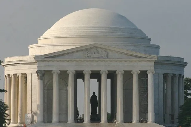 Washington Arlington Cemetery and Memorials Tour - Image 2