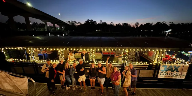 St. Augustine Nights of Lights Holiday Cruise - Image 3