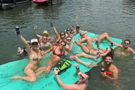 Austin Pontoon Boat Tour on Lake Austin thumbnail 1