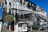Venice Beach Walking Tour in French 3 hr thumbnail 1