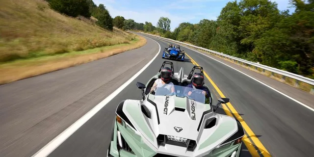 San Antonio Slingshot Rental Gruene and River Road 2 hr - Image 2