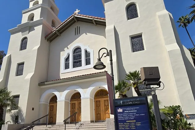 Beverly Hills Self-Guided Audio Tour - Image 5