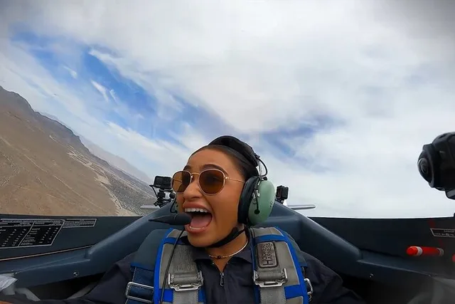 Las Vegas Aerobatic Flight Experience - Image 1