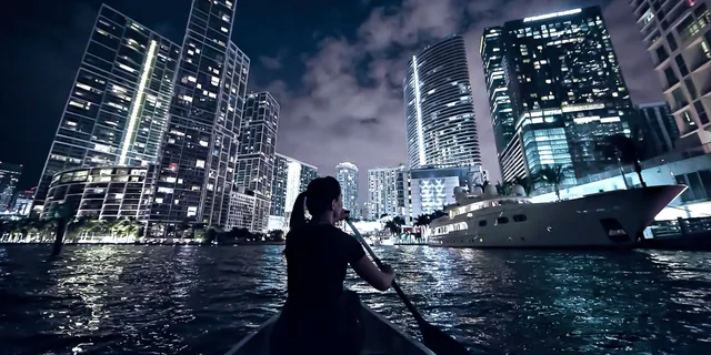 Miami City Lights Night SUP or Kayak Tour - Image 2