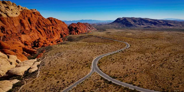 Las Vegas Red Rock Canyon Small Group Tour 6 hr - Image 1