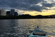 Washington DC Kayak Tour at Sunset 1.5 hr thumbnail 1