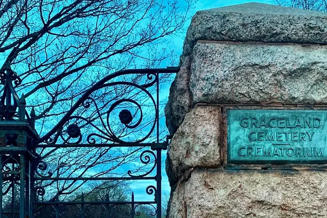 Chicago Graceland Cemetery Walking Tour - Image 6