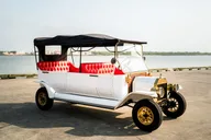 Galveston Model-T Electric Golf Cart Rental thumbnail 4