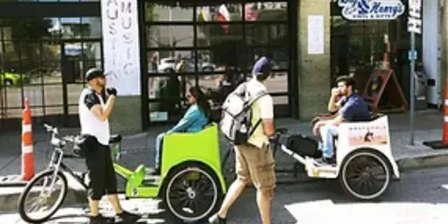 Austin Historic Pedicab Tour 1.5 hr - Image 2