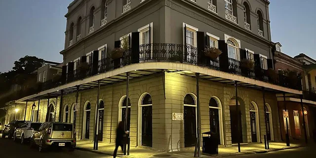 New Orleans Haunted History & Voodoo Walking Tour - Image 1