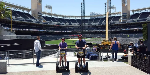 San Diego City & Bay Segway and E-Bike Tour - Image 4