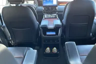 Los Angeles SUV Transfer to Disneyland Resort thumbnail 6