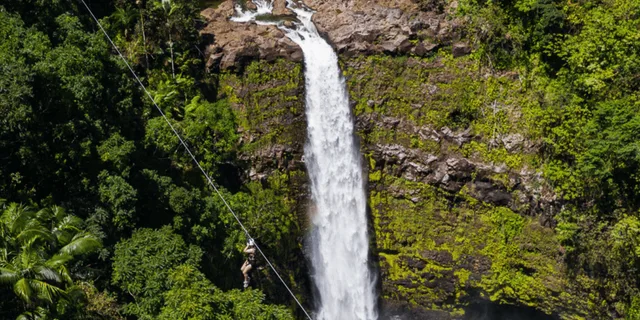 Hilo Zipline Tour with Waterfall Views - Image 6
