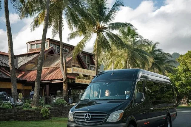 Waikiki and Ko Olina Private Shuttle Transfer - Image 2