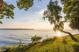 Michigan Lakeshore Self-Guided Driving Audio Tour