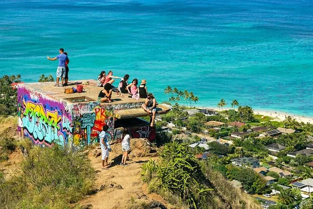 Kailua Tour with Return Shuttle 9 hr - Image 1
