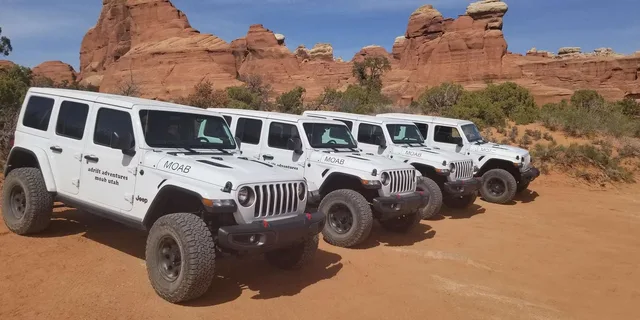 Moab Arches National Park 4x4 Backcountry Tour - Image 1