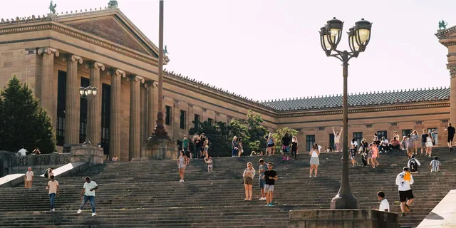 Philadelphia Highlights, History, and Food Tour - Image 2